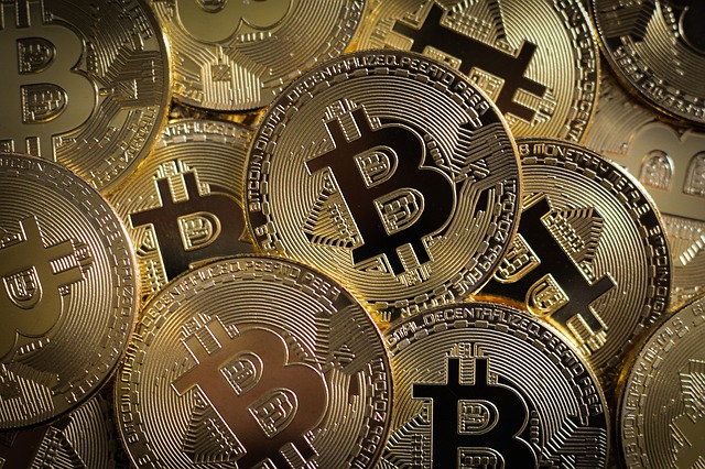 In Bitcoin investieren? – Worauf sollte man achten? – Chancen & Risiken